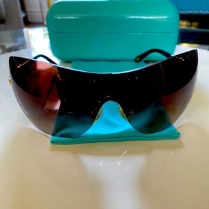 Brand new Tiffany Sunglasses 😎